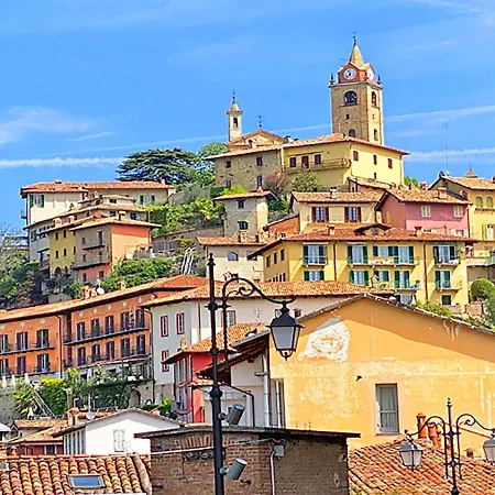 La Vista Dal Cielo Apartment *